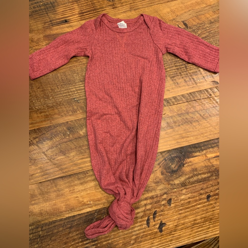 knotted infant gown